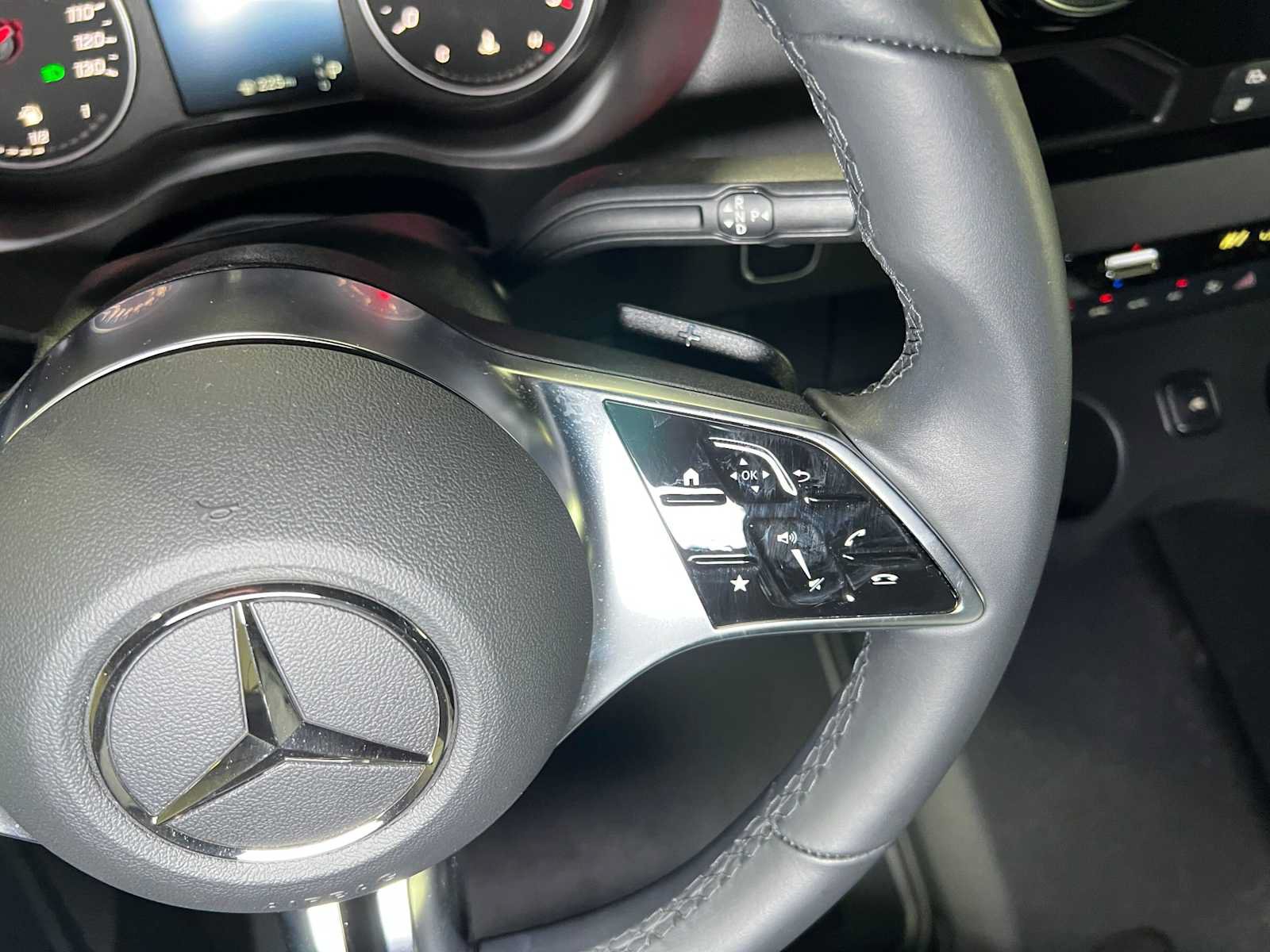 Used 2025 Mercedes-Benz Sprinter 2500 image 27