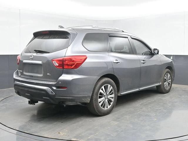 Used 2019 Nissan Pathfinder SL FWD image 10