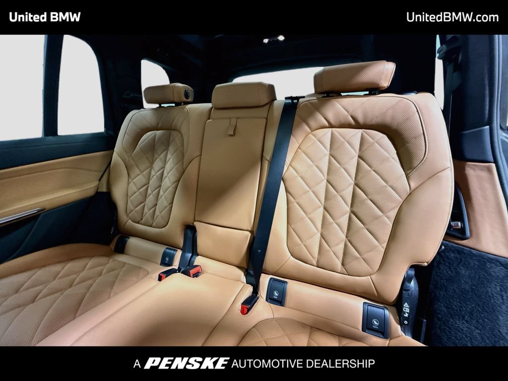 New 2027 BMW X7 xDrive40i w/ M Sport Package AWD/4WD image 20