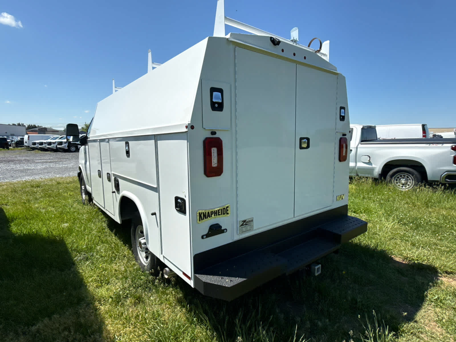 New 2025 GMC Savana 3500 w/ Power Convenience Package RWD image 5