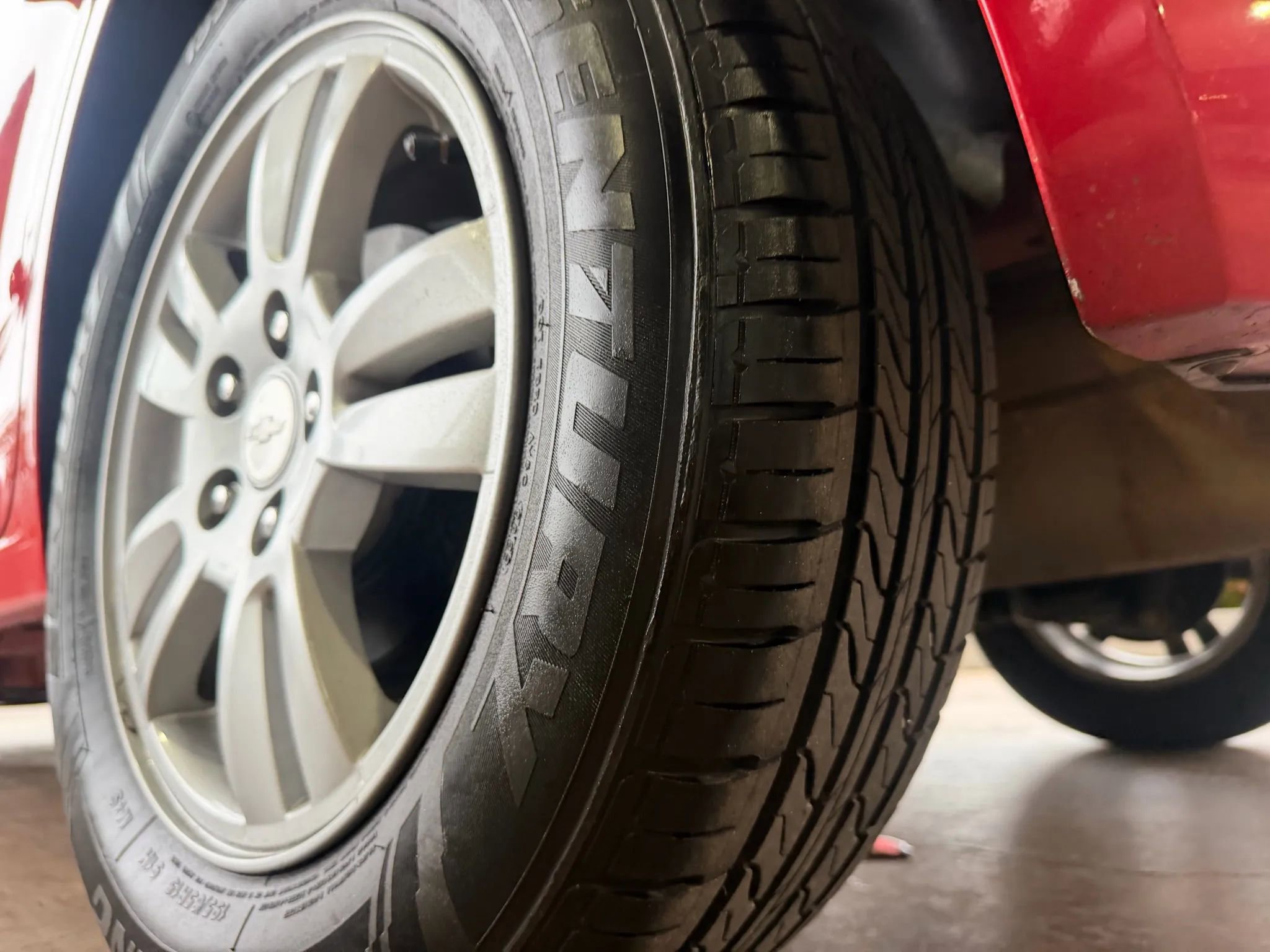 Used 2014 Chevrolet Sonic LT image 23