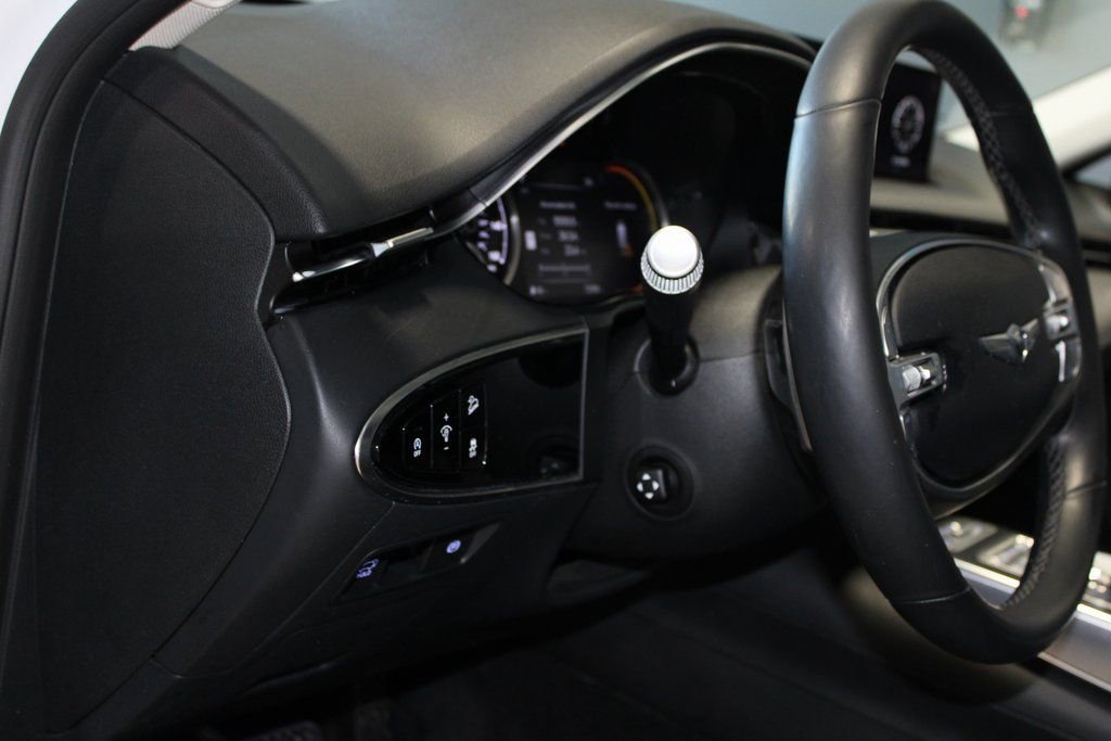 Used 2023 Genesis GV70 2.5T w/ Select Package image 13