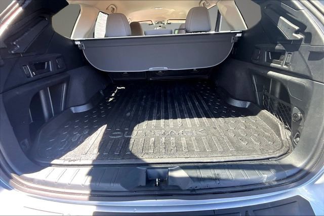 Used 2025 Subaru Outback Premium AWD/4WD image 26