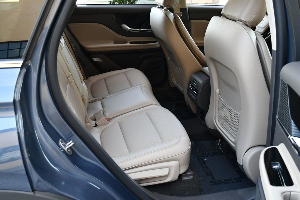 Used 2022 Lincoln Corsair AWD w/ Equipment Group 101A image 19