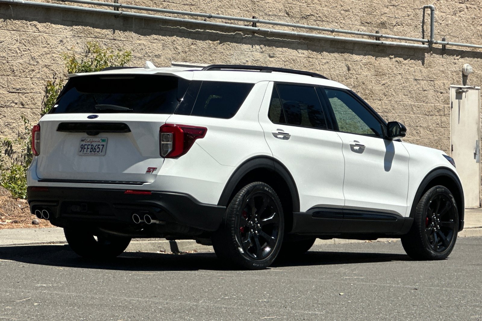 Used 2023 Ford Explorer ST w/ Equipment Group 401A AWD/4WD image 4