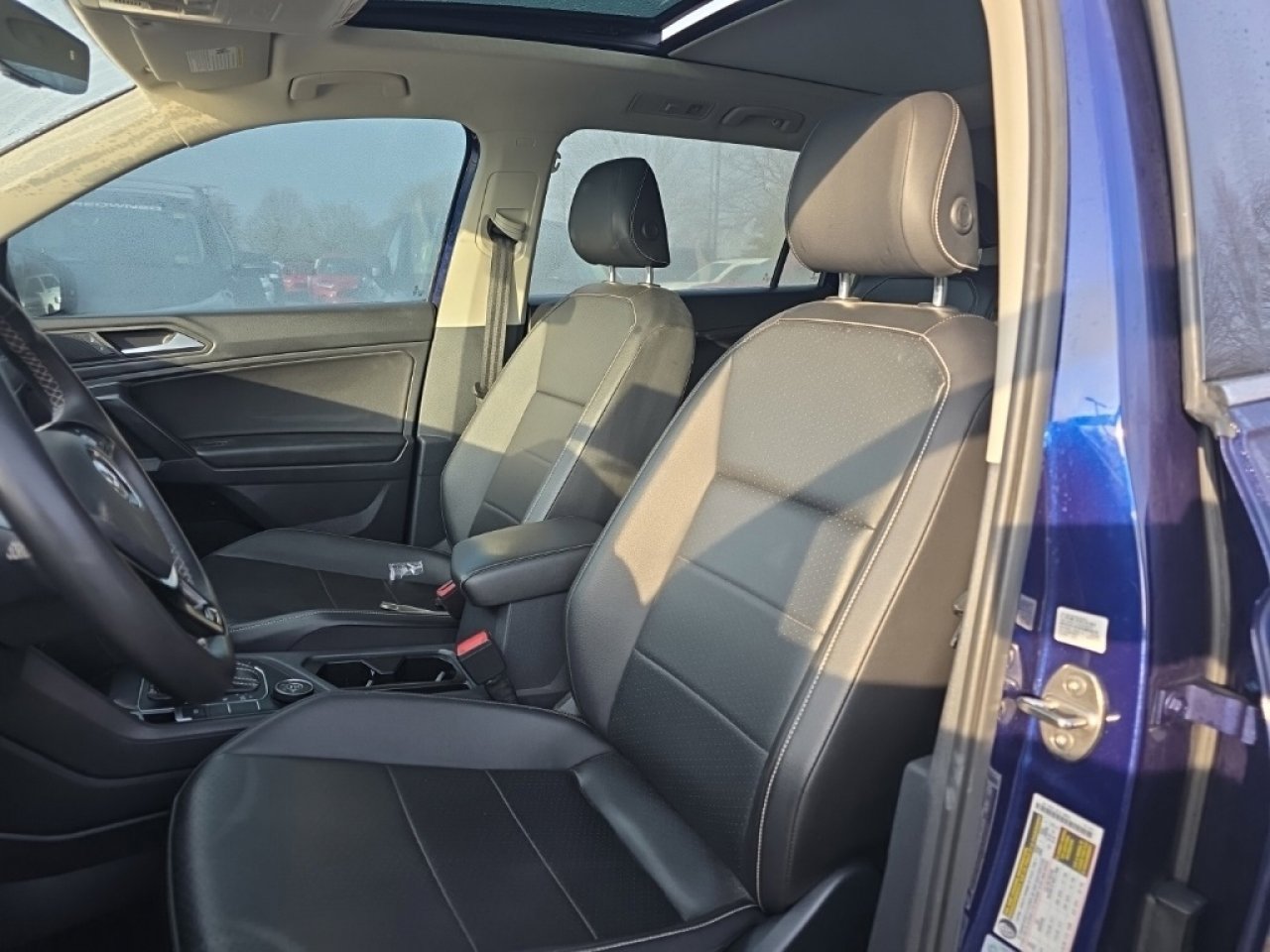 Used 2021 Volkswagen Tiguan SE image 23