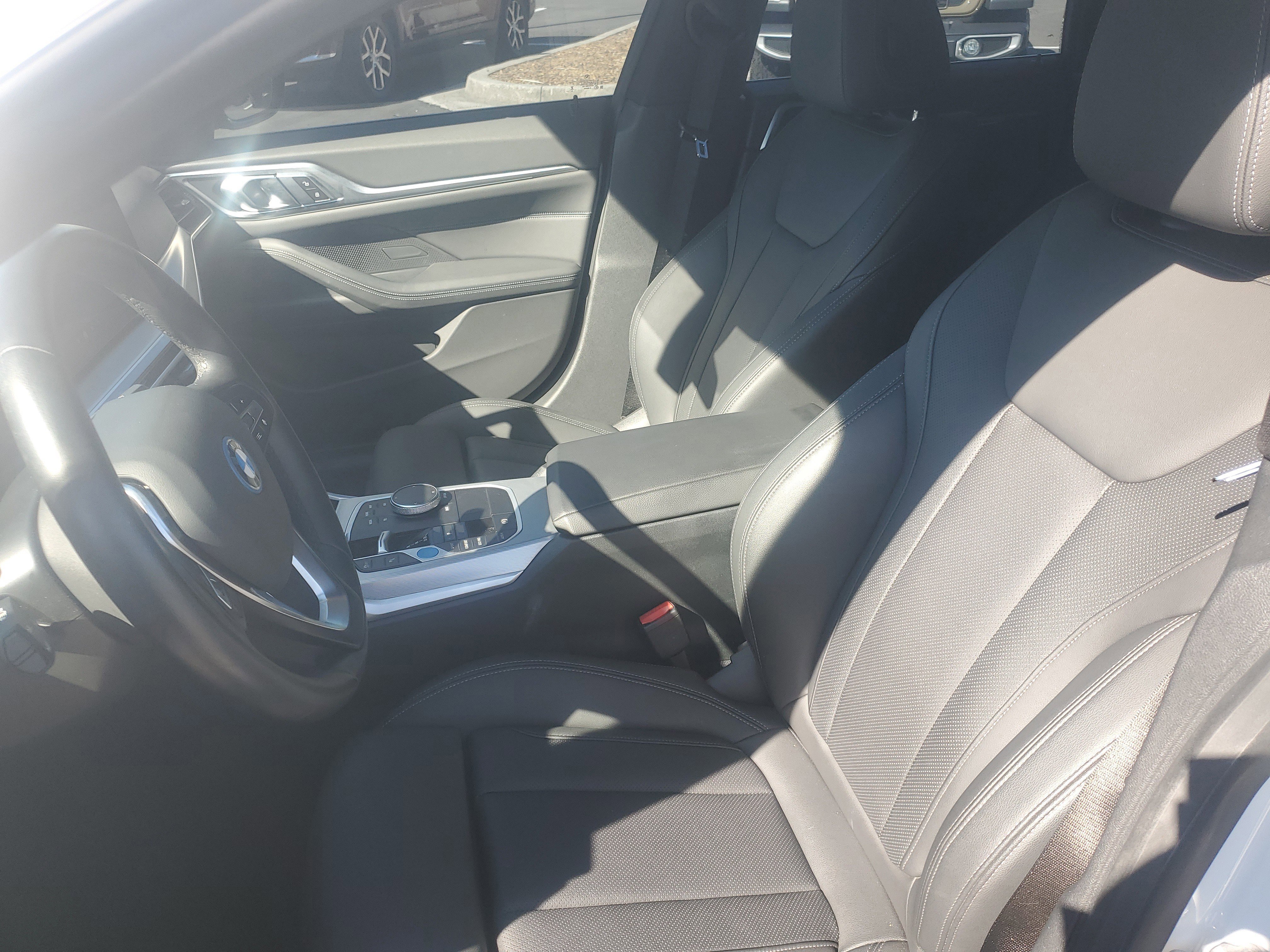 Used 2024 BMW i4 eDrive35 w/ Convenience Package image 13