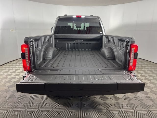 New 2026 Ford F350 Lariat w/ Black Appearance Package AWD/4WD image 6