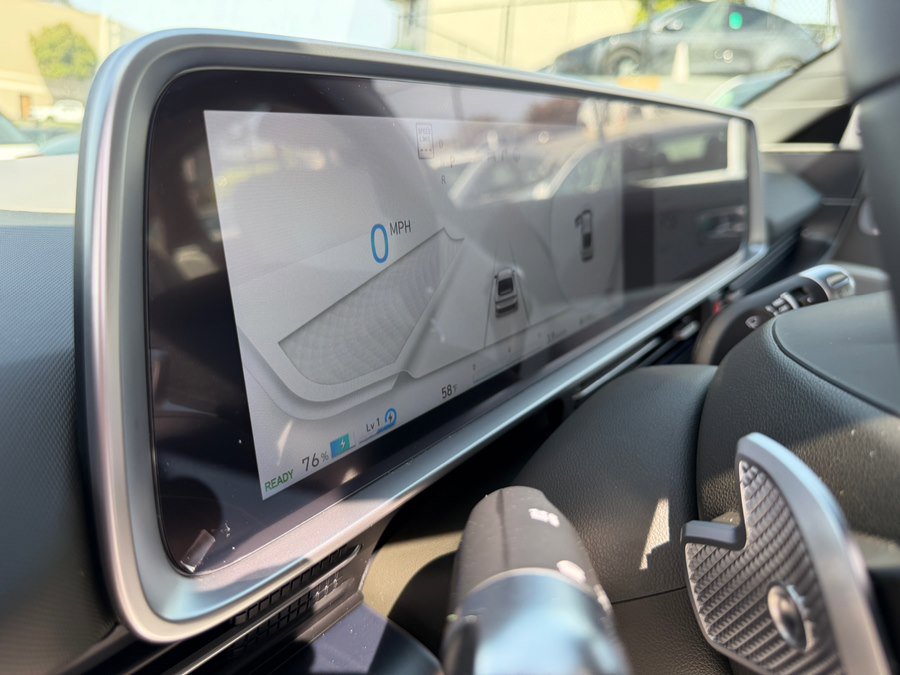 Used 2023 Hyundai Ioniq 6 SEL image 12