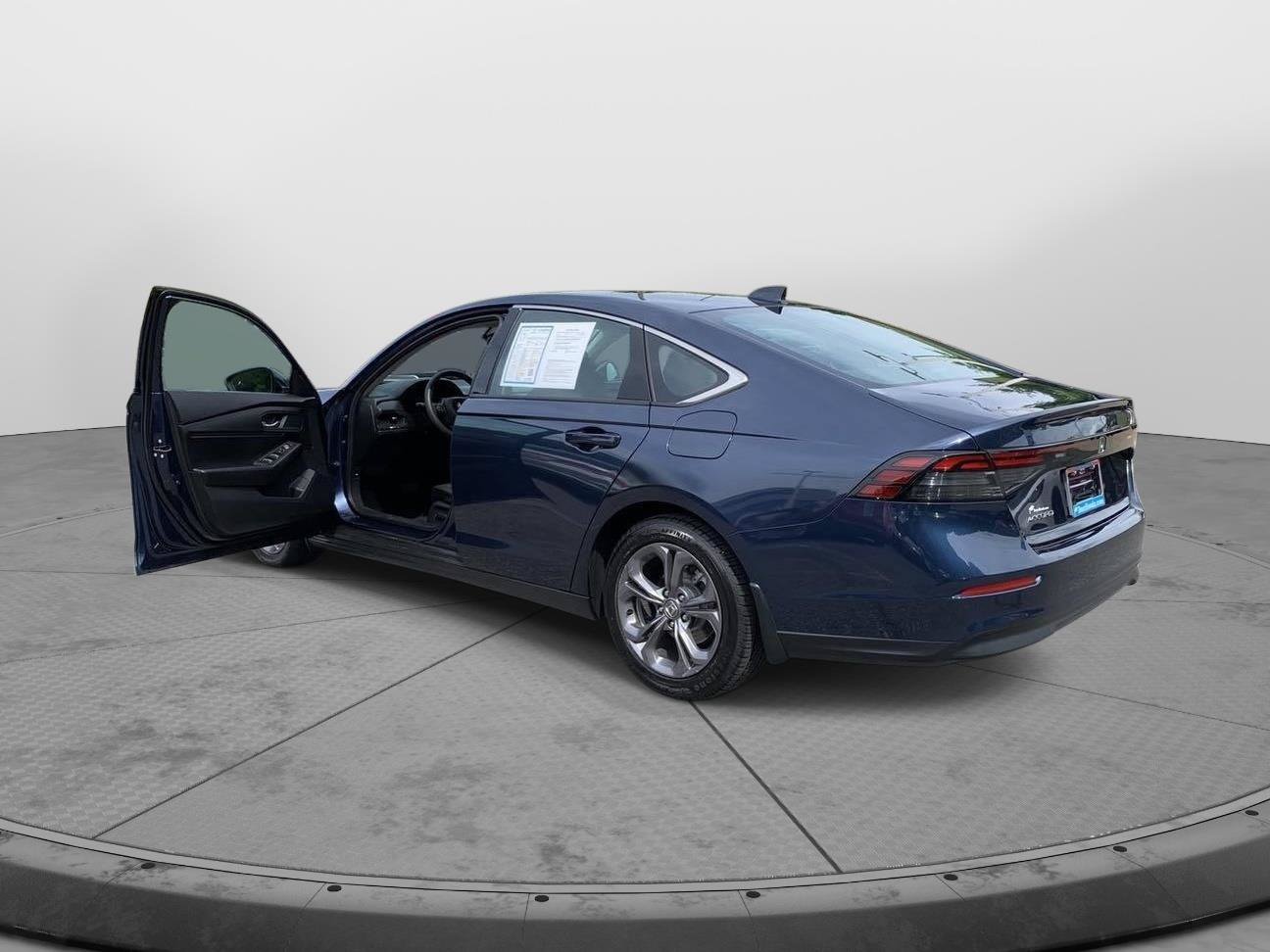 Certified 2024 Honda Accord EX image 9