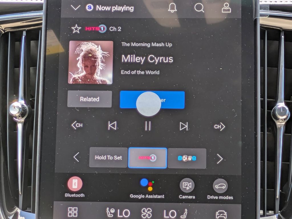 New 2026 Volvo XC90 B6 Core image 18