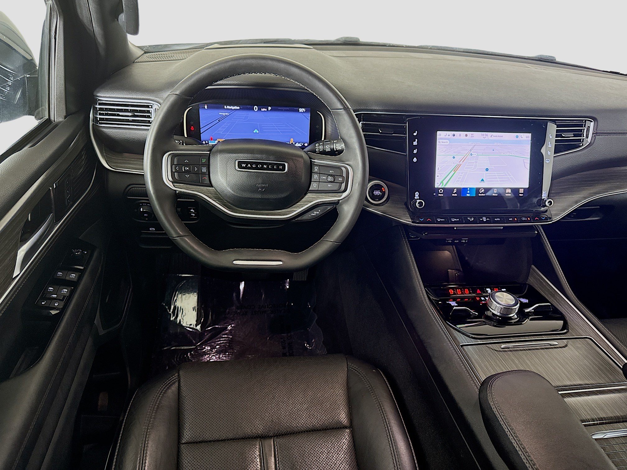 Used 2024 Jeep Wagoneer Series III AWD/4WD image 17