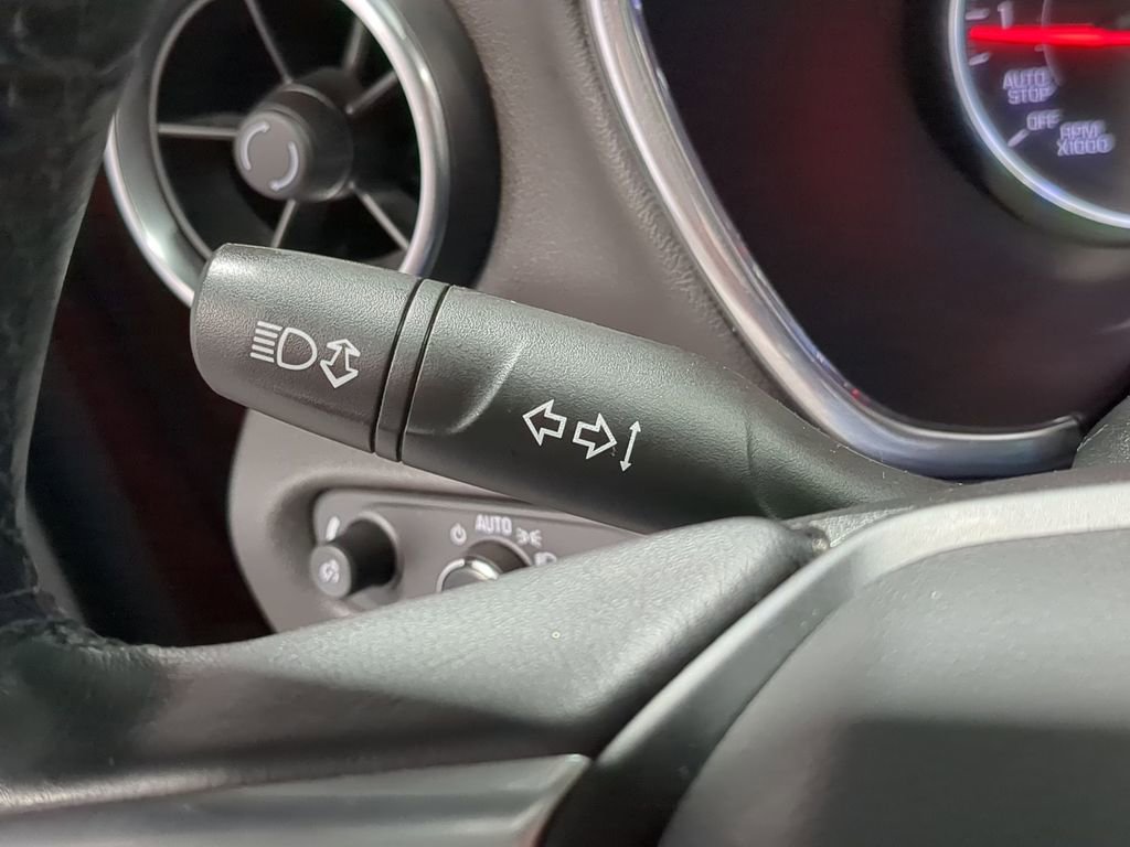 Used 2020 Chevrolet Blazer LT image 31