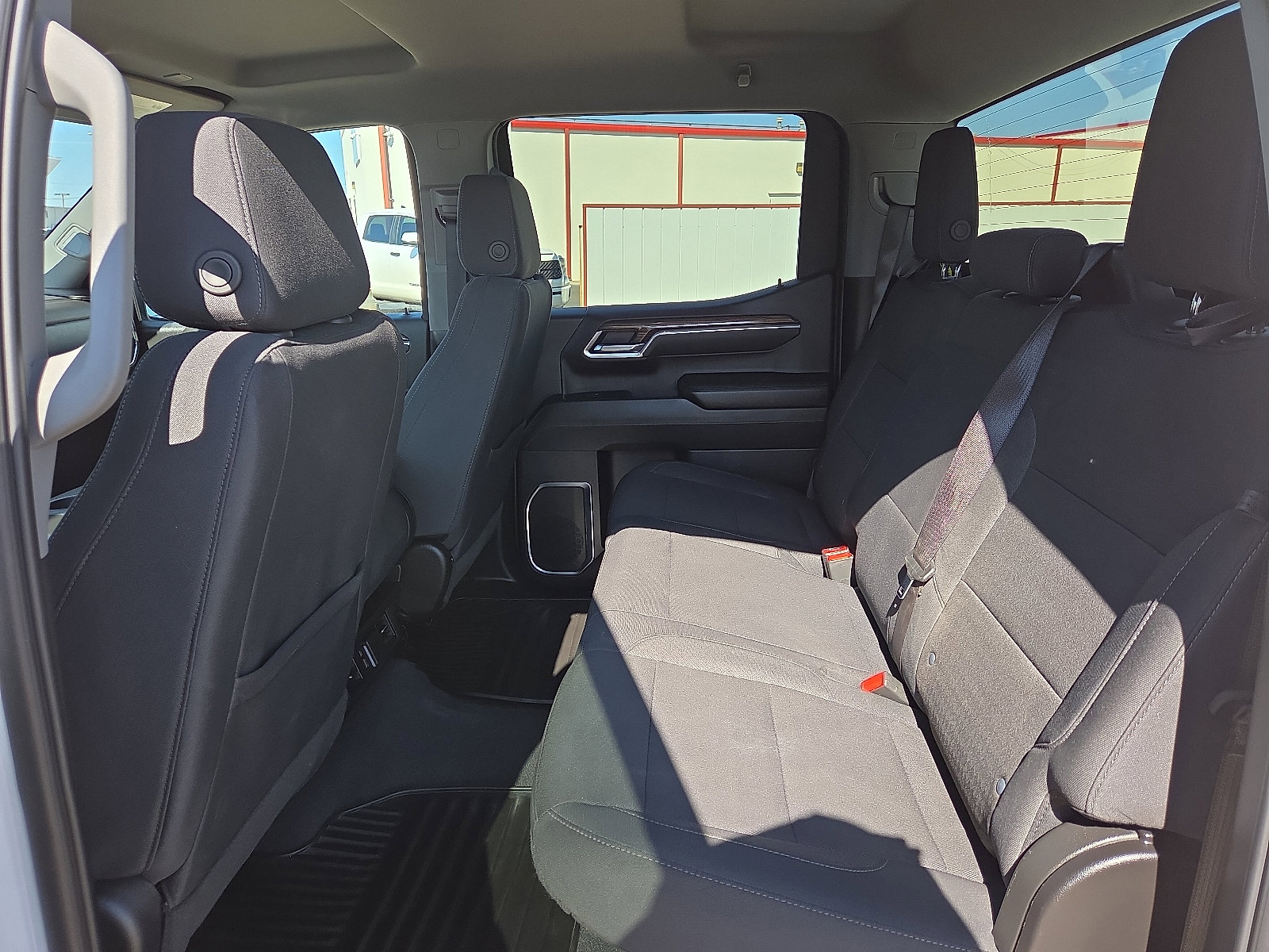 Used 2025 Chevrolet Silverado 1500 LT image 8