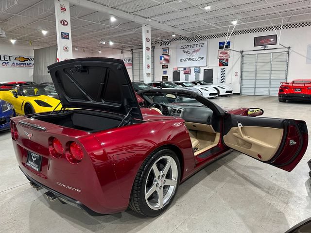 Used 2007 Chevrolet Corvette Convertible w/ Preferred Equipment Group RWD image 17