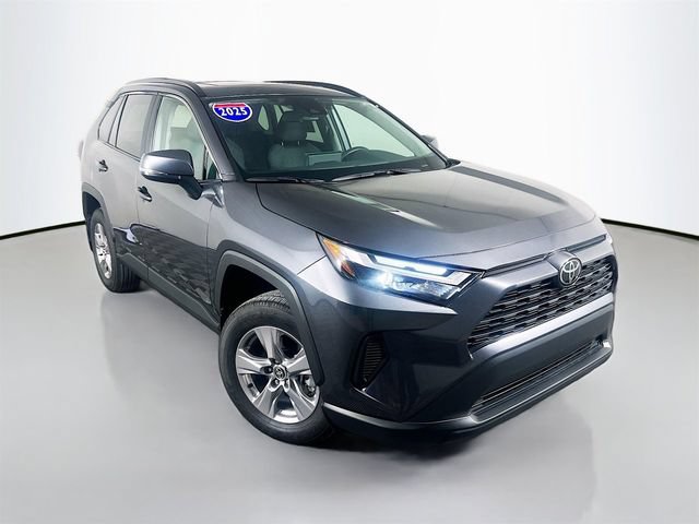 Used 2025 Toyota RAV4 XLE w/ Convenience Package FWD image 2