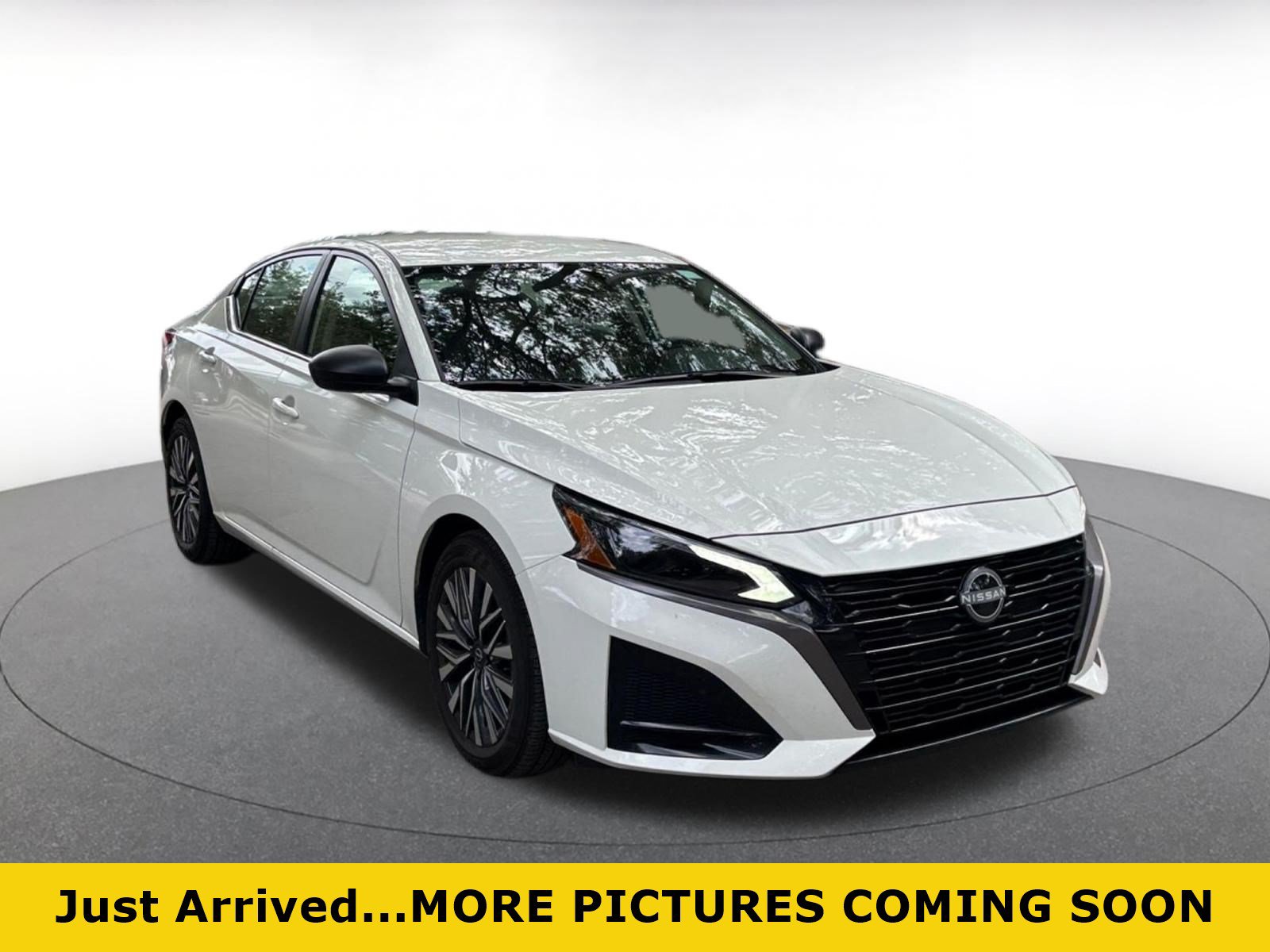 Used 2026 Nissan Altima 2.5 SV FWD image 1