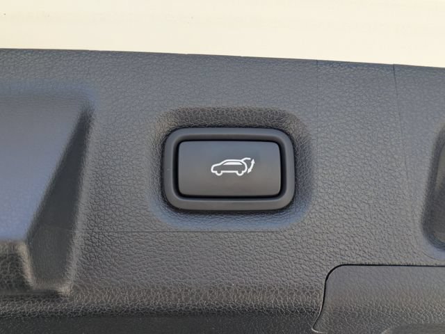Used 2023 Hyundai Santa Fe SEL w/ Premium Package FWD image 14