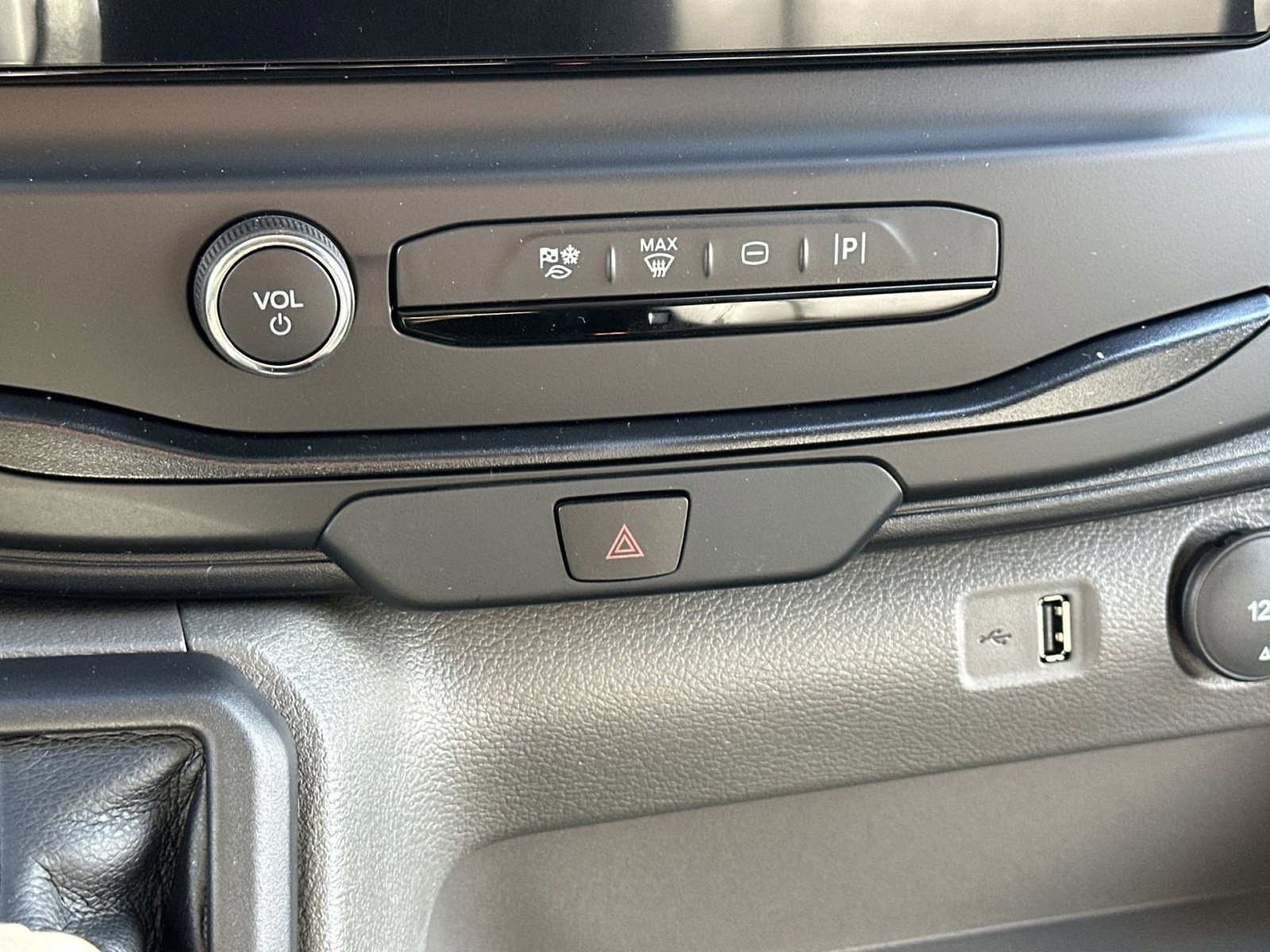 New 2026 Ford Transit 250 148 High Roof w/ Load Area Protection Package image 26