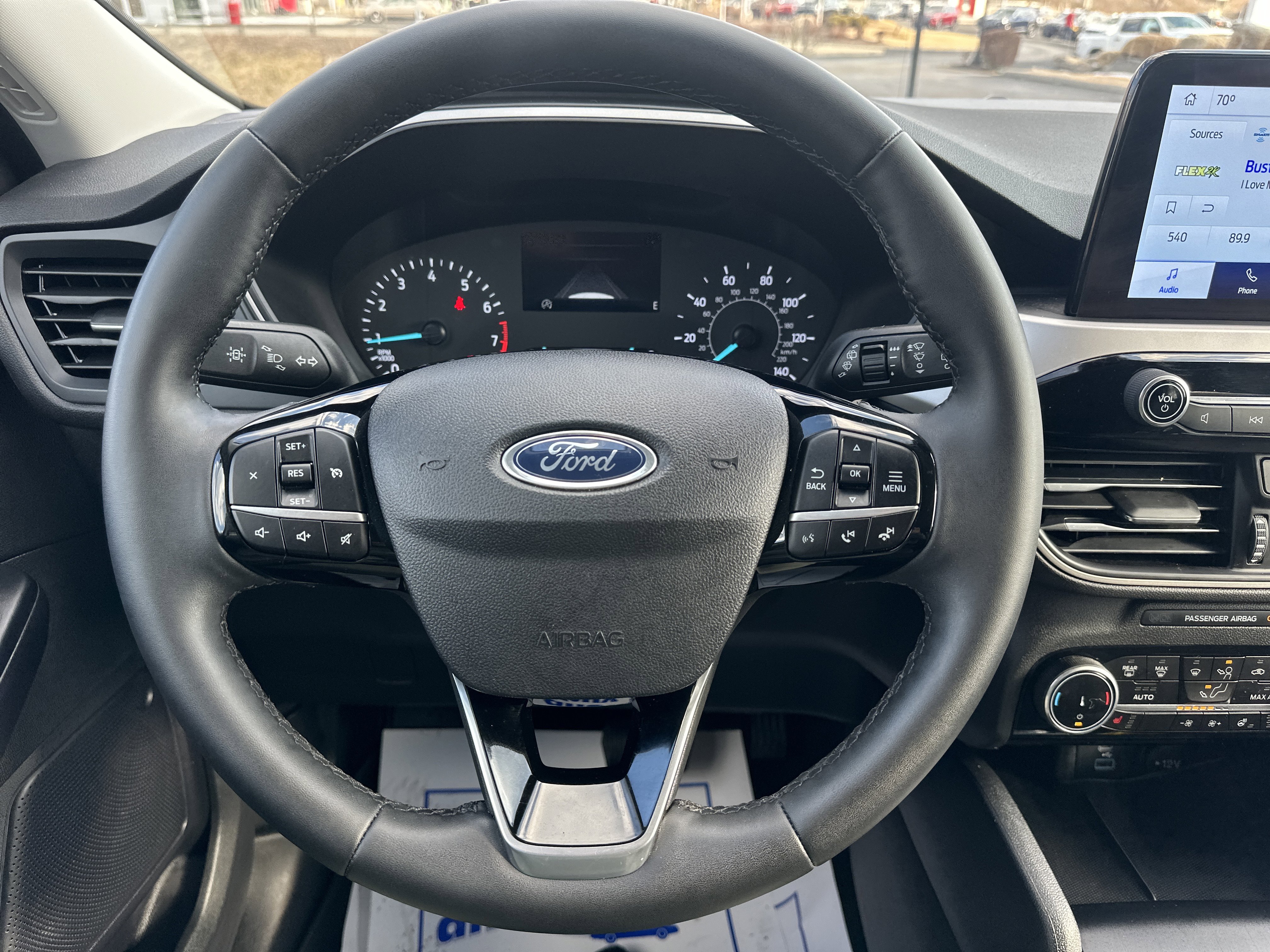 Used 2022 Ford Escape SE w/ Convenience Package image 11