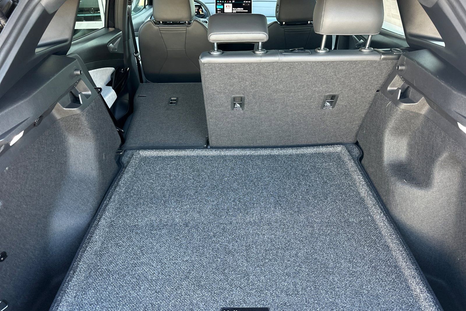 New 2026 Volkswagen ID.4 Pro image 13