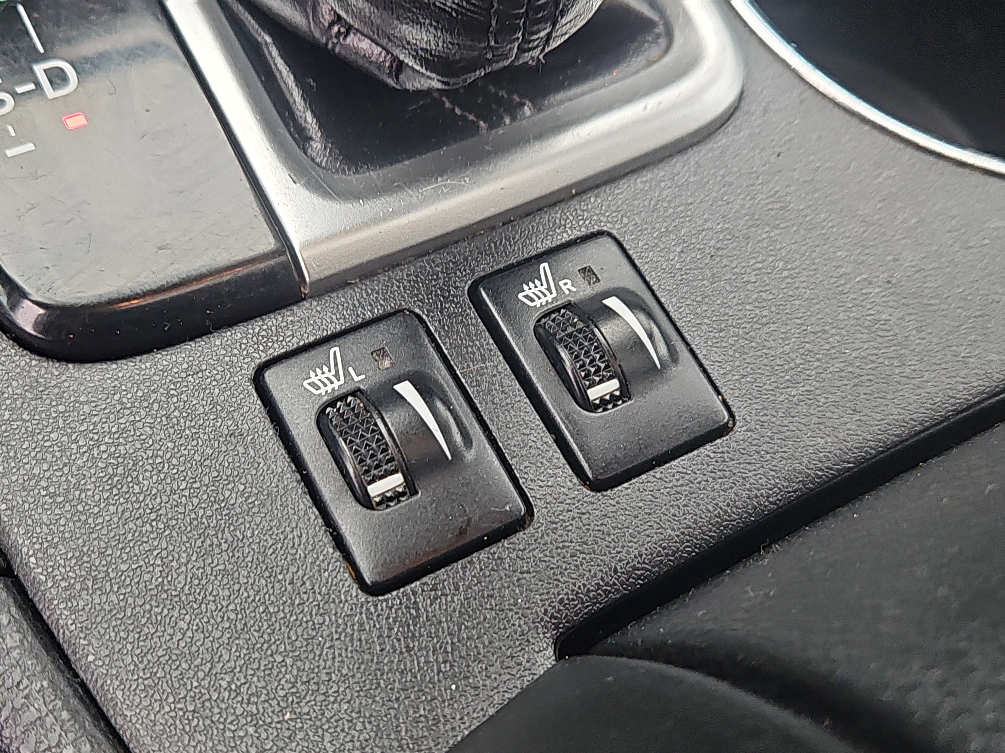 Used 2018 Toyota Highlander XLE image 12