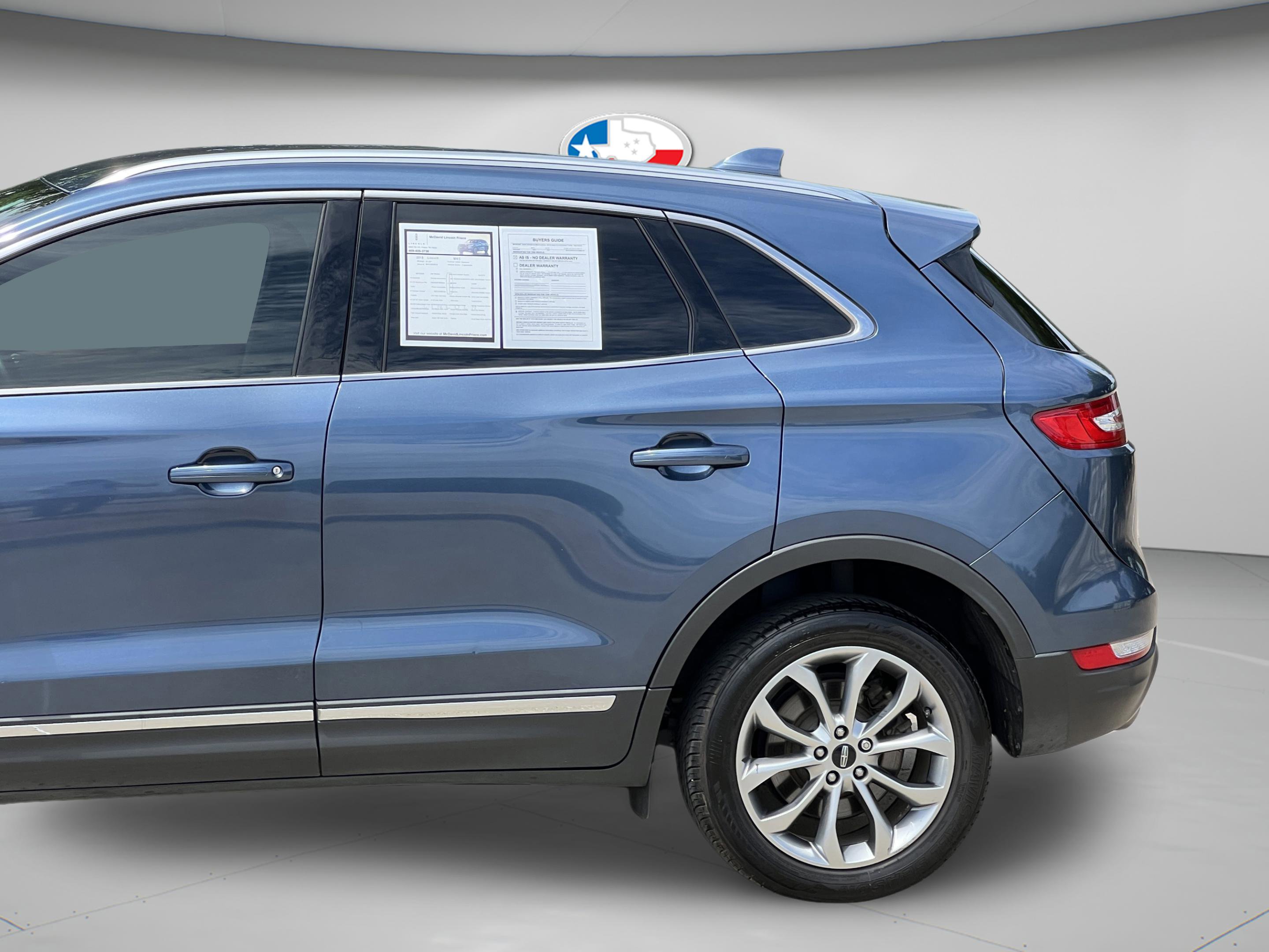 Used 2018 Lincoln MKC Select w/ Select Plus Package FWD image 28