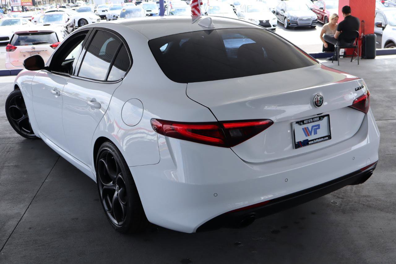 Used 2019 Alfa Romeo Giulia w/ Nero Edizione image 7