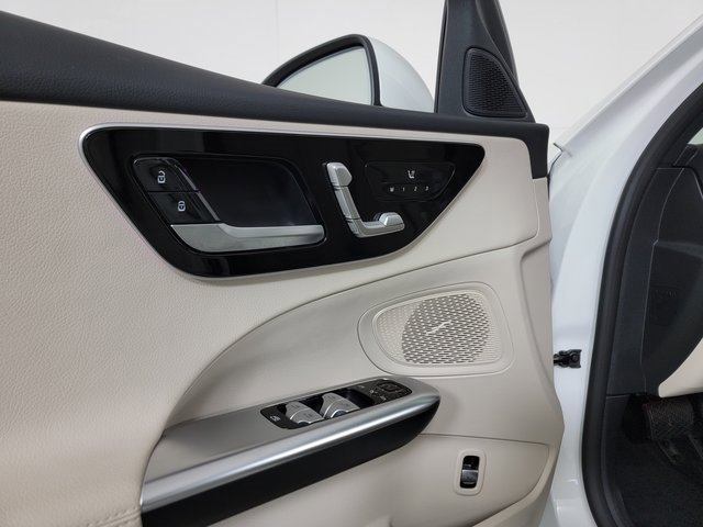 Certified 2023 Mercedes-Benz C 300 4MATIC Sedan image 21