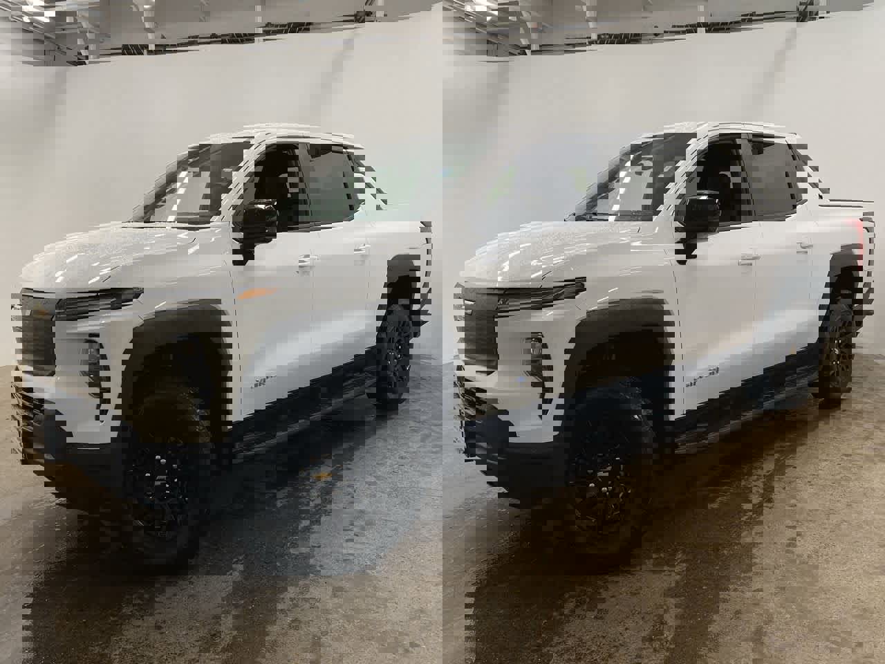 Used 2024 Chevrolet Silverado EV W/T image 1