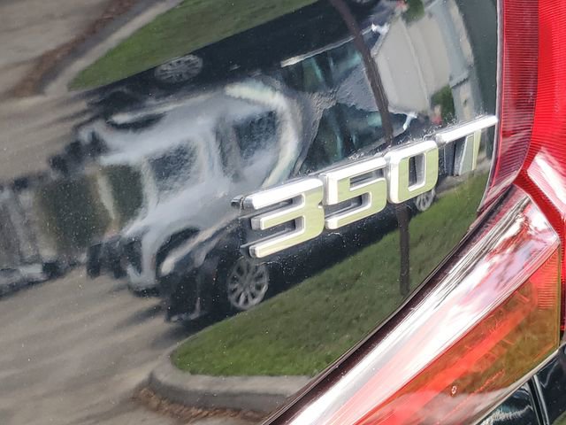 Certified 2023 Cadillac XT4 Luxury w/ Cold Weather Package image 8