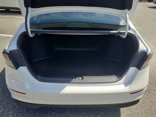 Used 2023 Honda Accord EX image 19