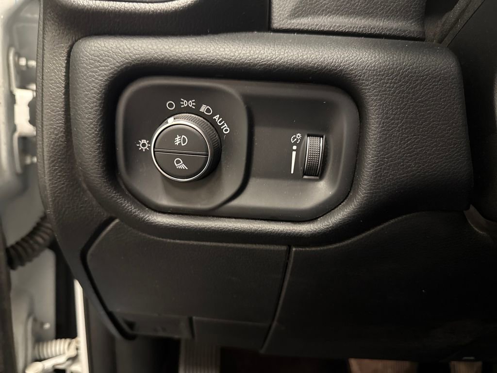 Used 2024 RAM 2500 Big Horn image 19