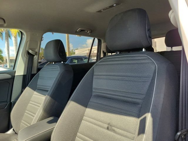 Used 2023 Volkswagen Tiguan S FWD image 14