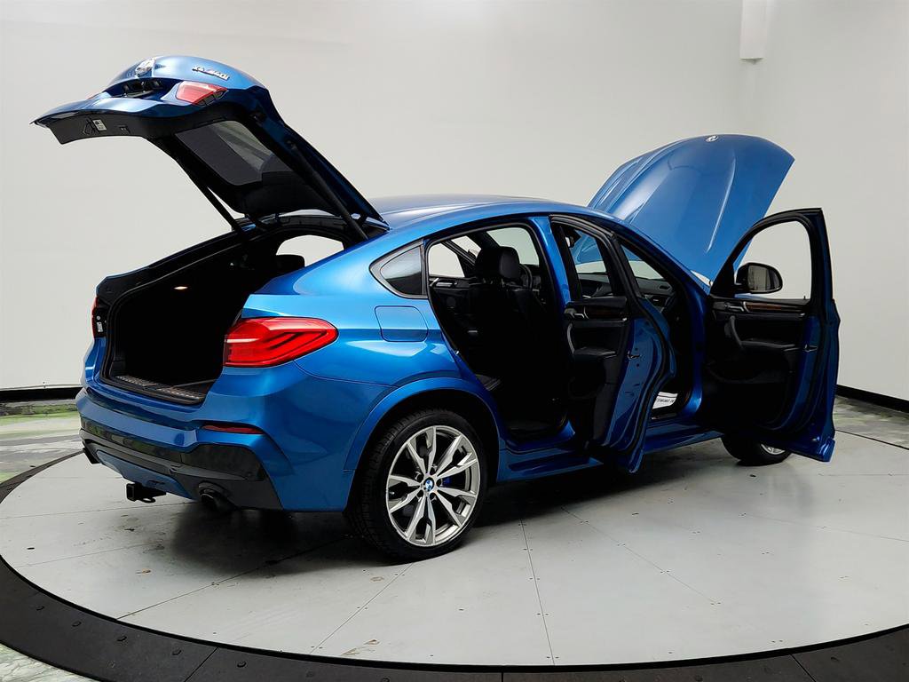Used 2018 BMW X4 M40i image 11