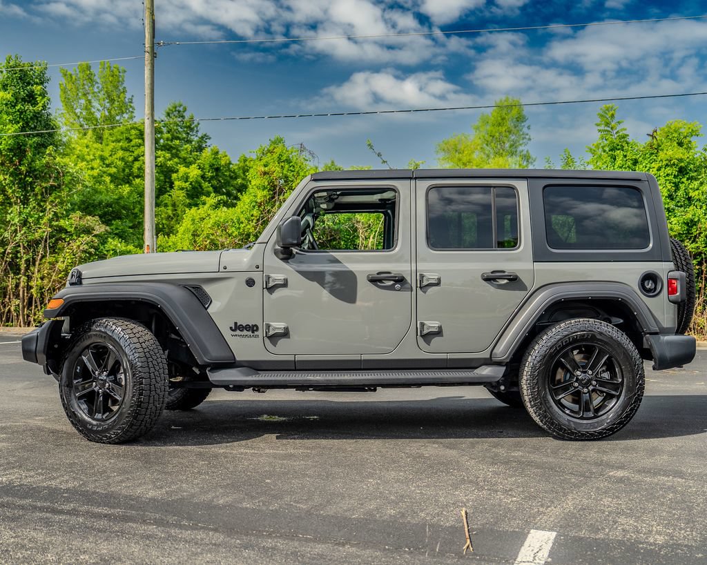 Used 2021 Jeep Wrangler Unlimited Sport AWD/4WD image 5
