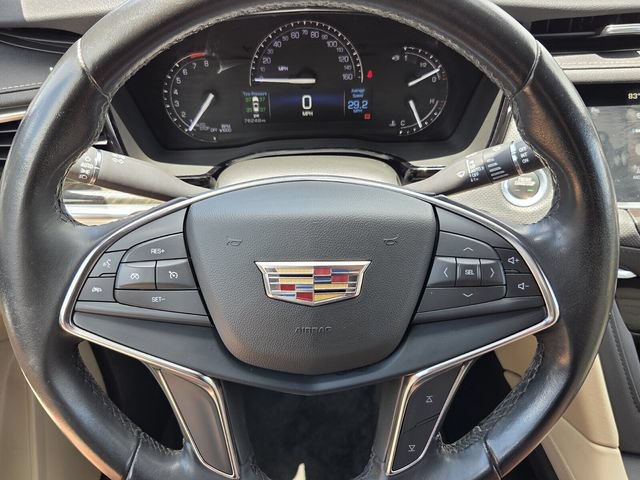 Used 2019 Cadillac XT5 FWD image 23
