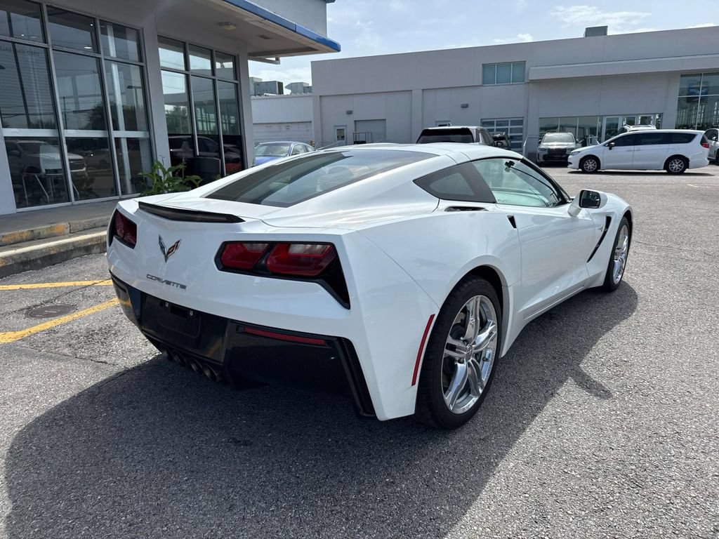 Used 2017 Chevrolet Corvette Stingray Coupe w/ 2LT Preferred Equipment Group RWD image 7