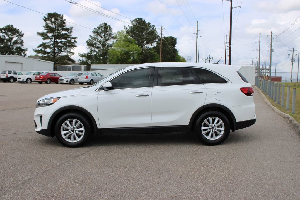 Used 2020 Kia Sorento LX image 3