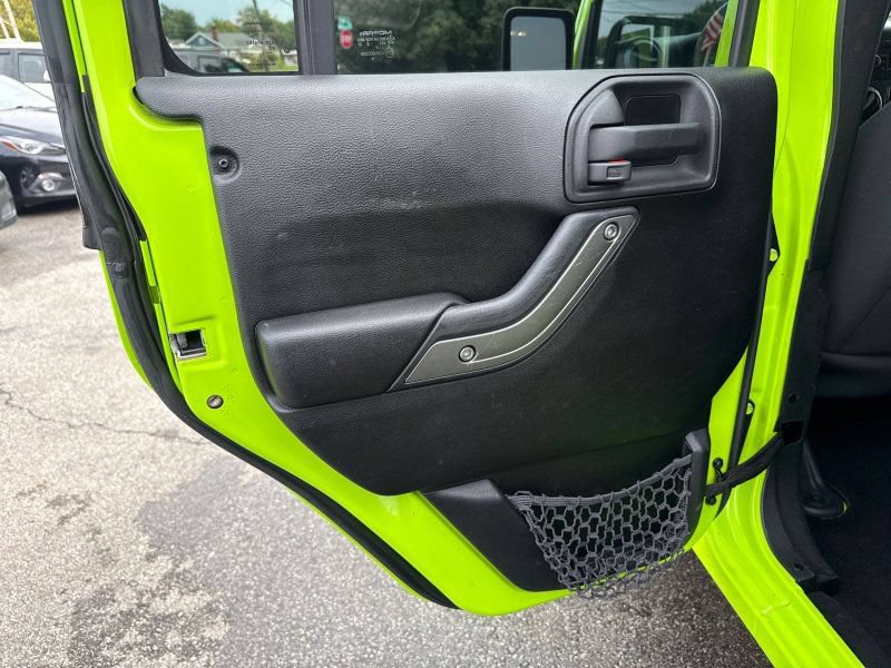 Used 2012 Jeep Wrangler Unlimited Sport AWD/4WD image 13