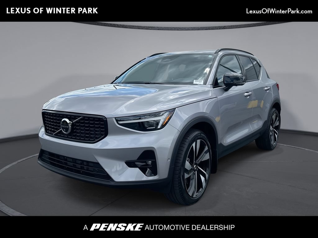 Used 2026 Volvo XC40 B5 Ultra w/ Climate Package AWD/4WD image 1