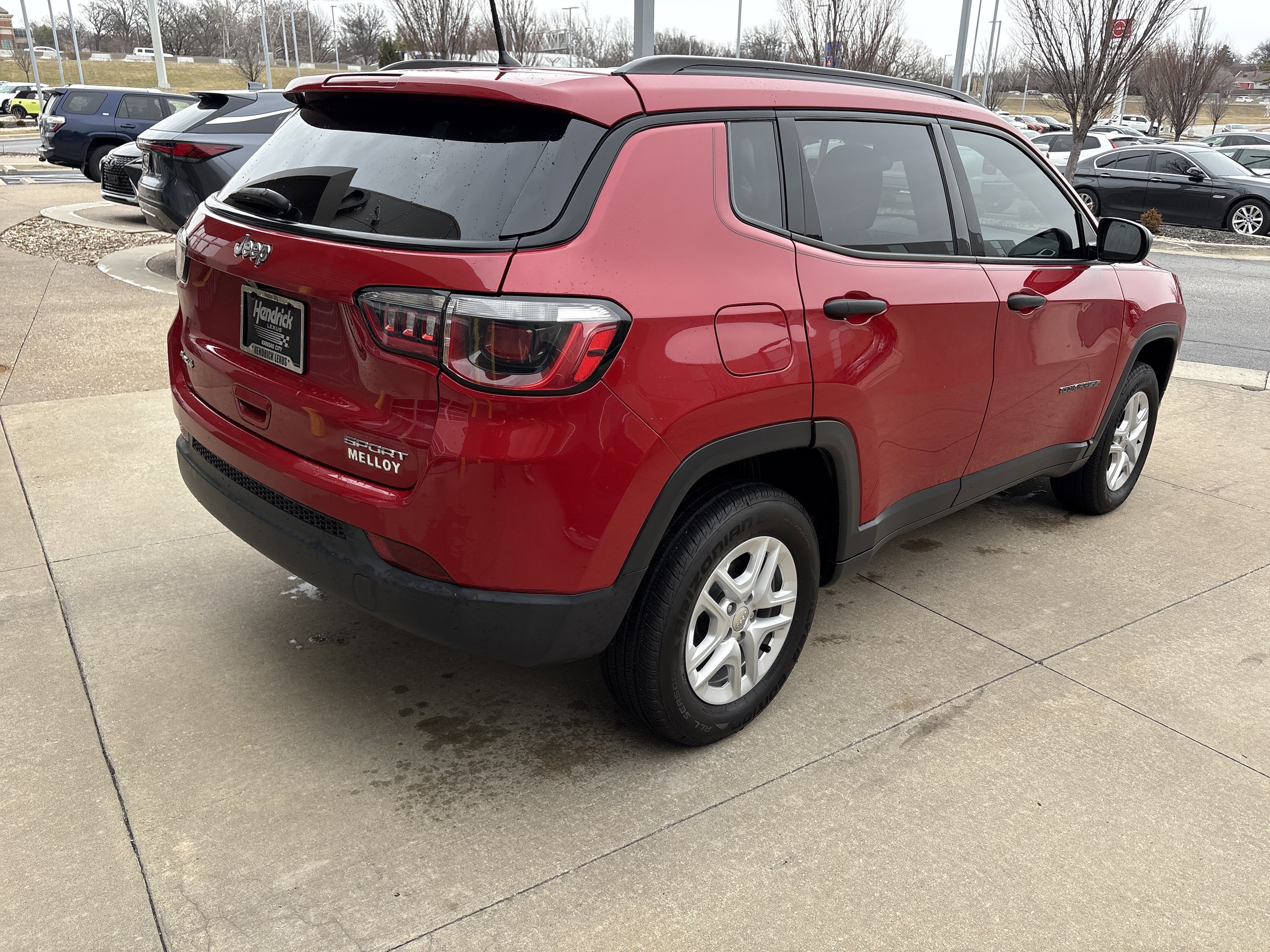 Used 2018 Jeep Compass Sport image 10