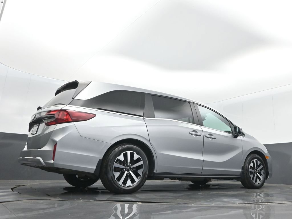 Certified 2025 Honda Odyssey EX-L image 23