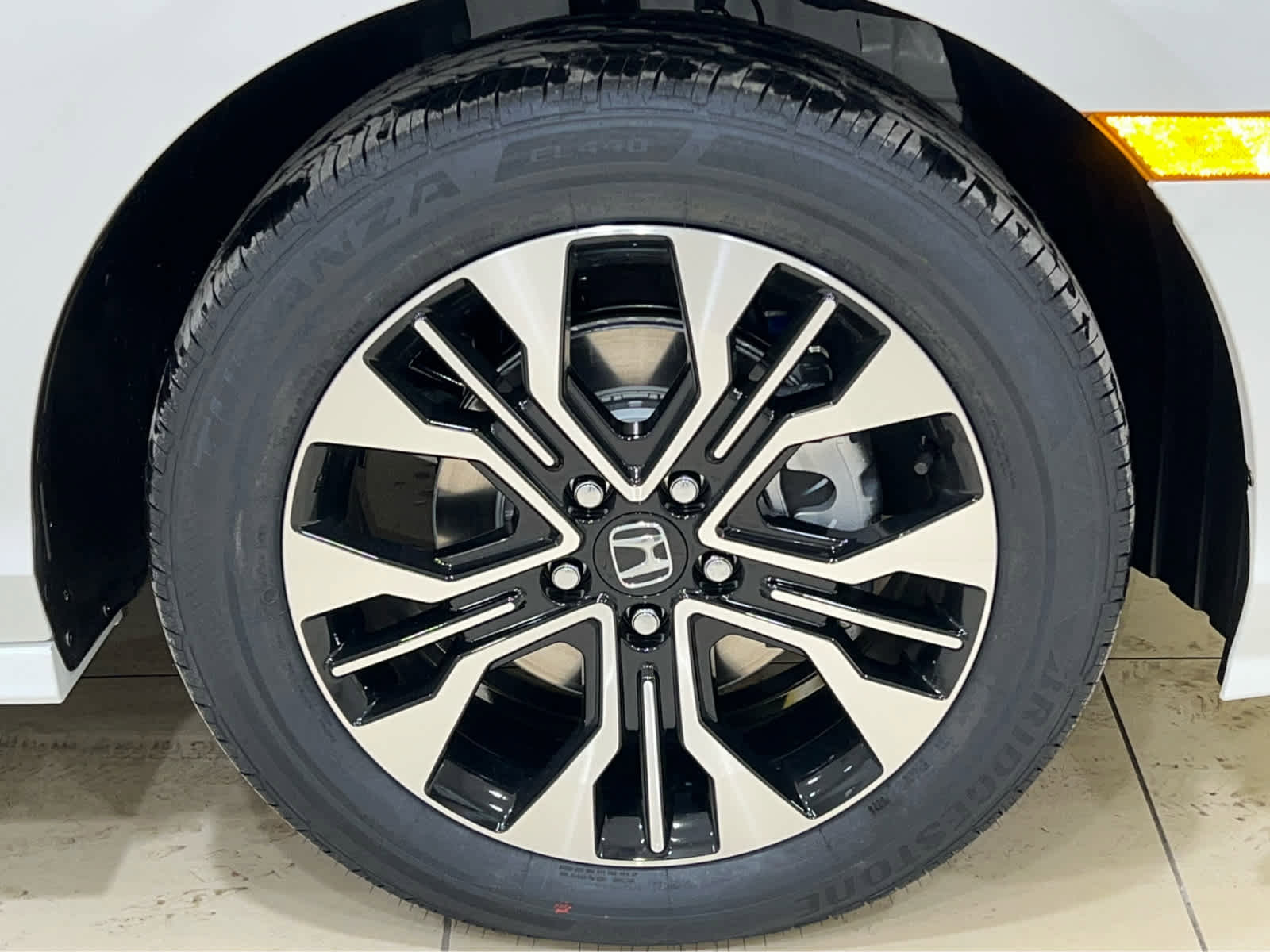 New 2026 Honda Odyssey Elite image 5