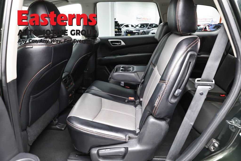 Used 2020 Nissan Pathfinder SL AWD/4WD image 26