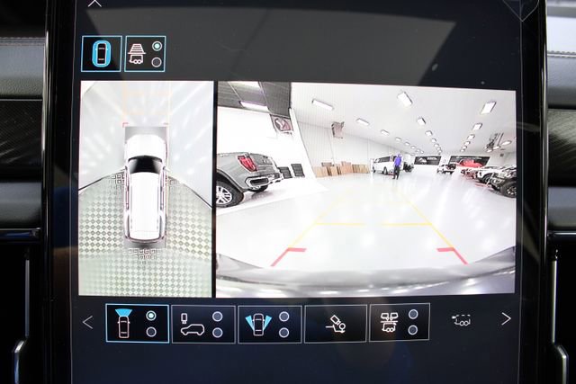 New 2026 GMC Yukon AT4 w/ AT4 Premium Plus Package AWD/4WD image 5