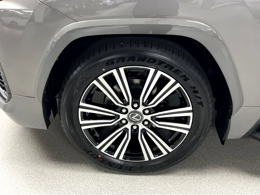New 2026 Lexus LX 600 4WD w/ Luxury Package image 37