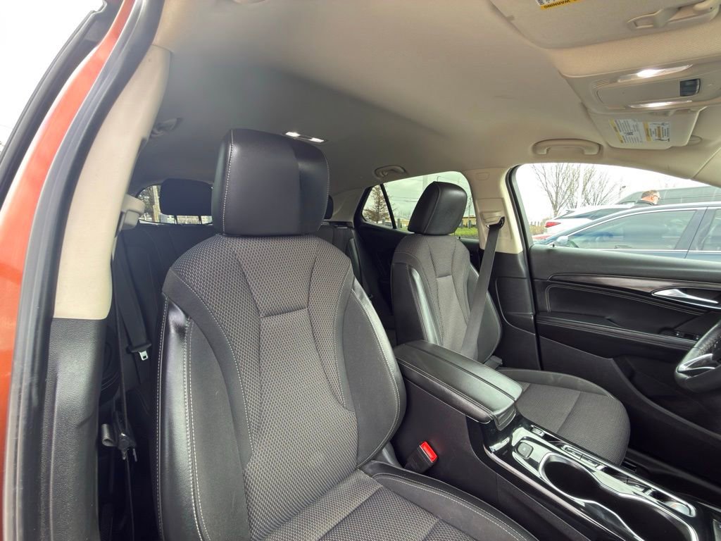 Used 2021 Buick Envision Preferred image 39