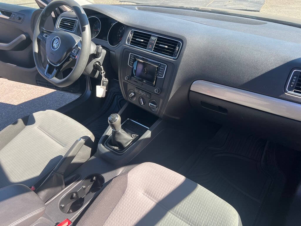 Used 2017 Volkswagen Jetta S FWD image 27