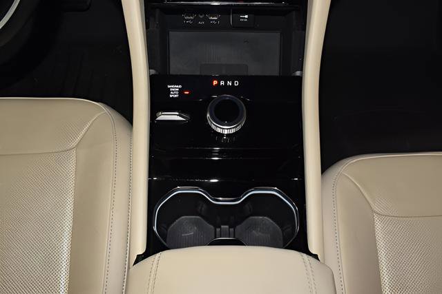 Used 2022 Jeep Grand Cherokee Limited w/ Luxury Tech Group II AWD/4WD image 25